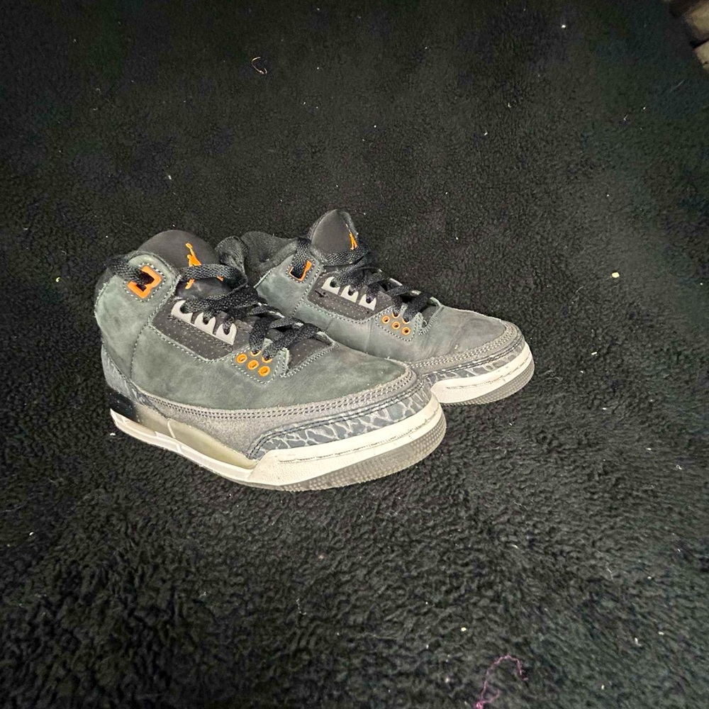 Air Jordan 3 retro GS “Fear” Big kids 4.5